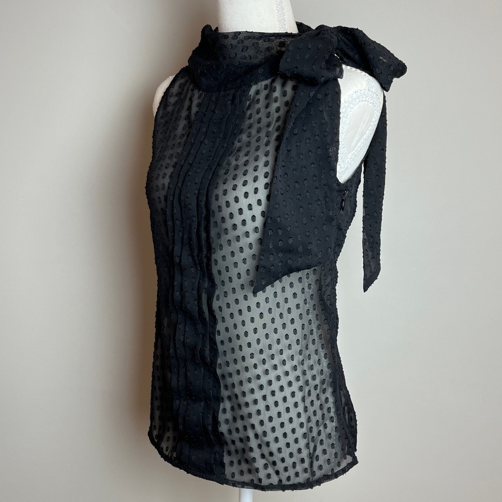 Banana Republic Black Swiss Dot Sleeveless Tie Neck Pintuck Top Size 0
